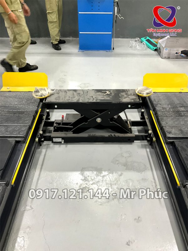 Kích phụ nâng bụng nâng cầu 4 trụ kiểm tra góc lái Peak 409A