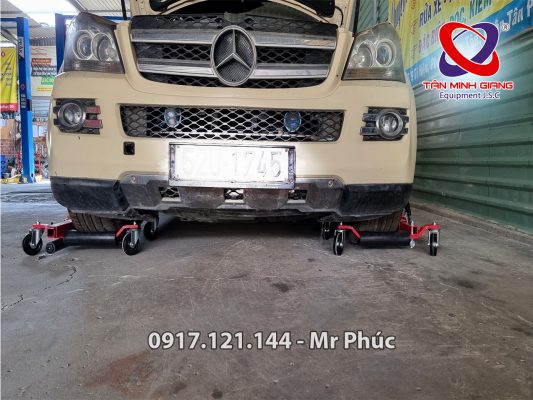 kích-nâng-bánh-xe-di-chuyên-ô-tô-3