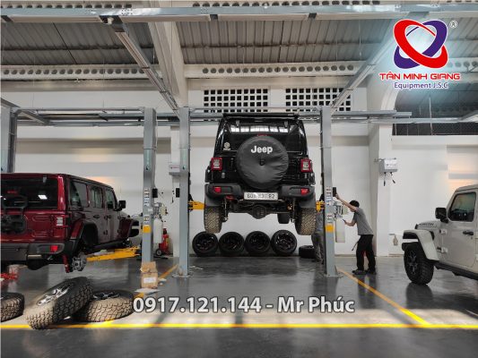 cầu nâng 2 trụ HOFMANN EELR761-5