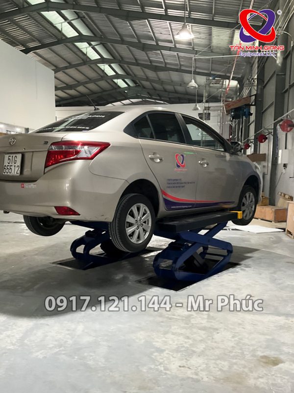 Cầu cắt kéo nâng bụng âm nền Hofmann EELRBP758BC3 -3