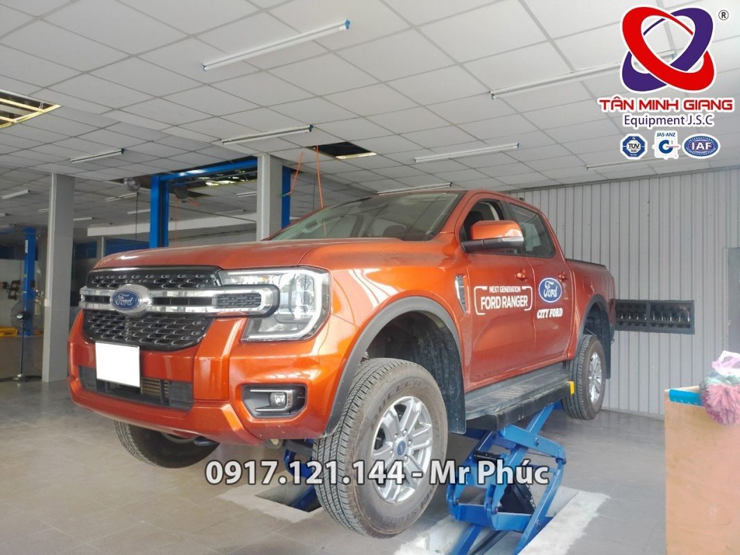 Cầu cắt kéo nâng bụng âm nền Hofmann EELRBP758BC3