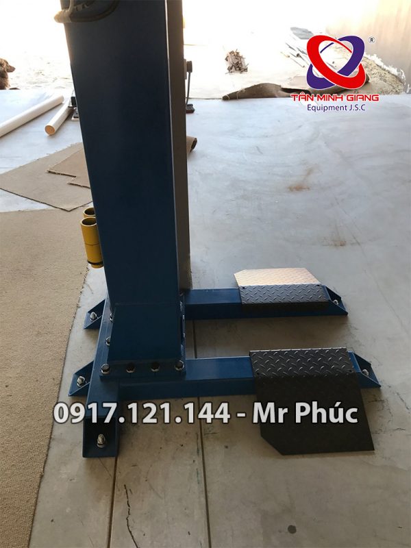 CẦU-NÂNG-1-TRỤ-ĐỖ-XE-PEAK-SML-3000-3