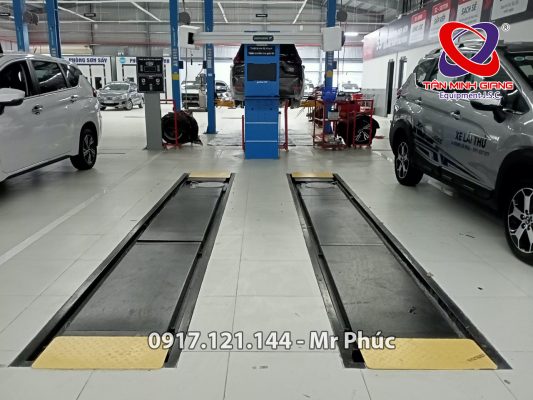 Thiết bị kiểm tra góc đặt bánh xe Hofmann Geoliner 630-3