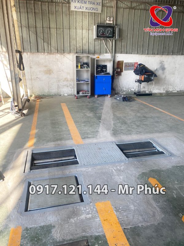 Thiết bị kiểm tra phanh xe Hofmann Brekon 204 -1