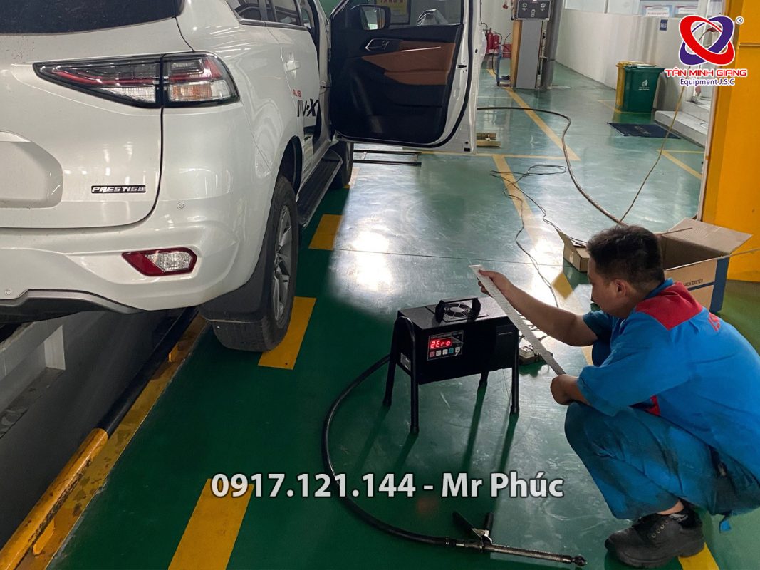 Máy kiểm tra độ khói động cơ diesel Neomotec CGO 600-2