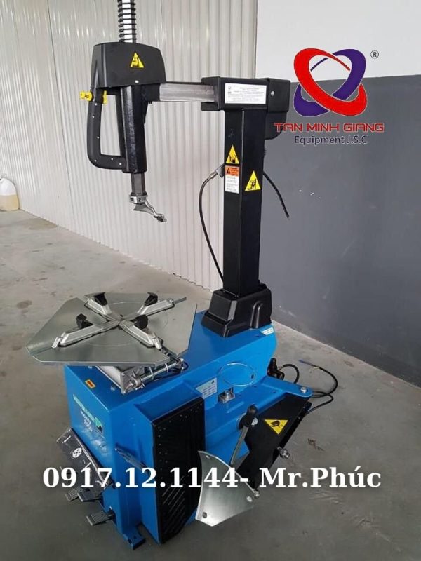 Máy ra vào lốp xe Hofmann Monty 2500-5