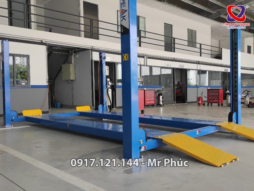 Cầu nâng bốn trụ 5,5 Tấn Peak 412-1