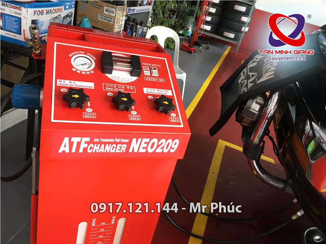 Máy thay dầu hộp số tự động Neomotec NEO209-3